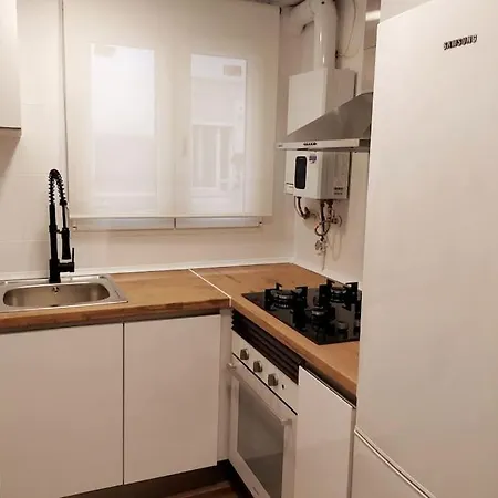 Náutico Junto A La Playa Malvarrosa