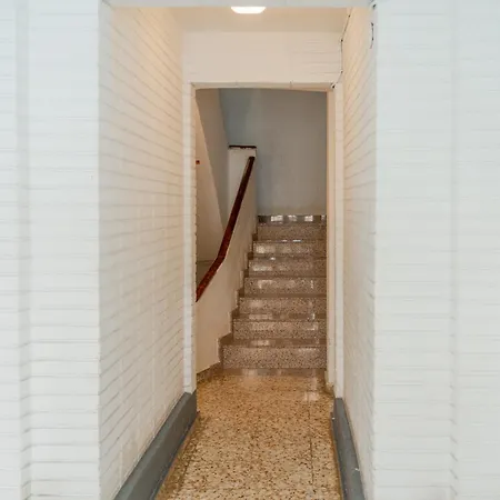 Náutico Junto A La Playa Malvarrosa *