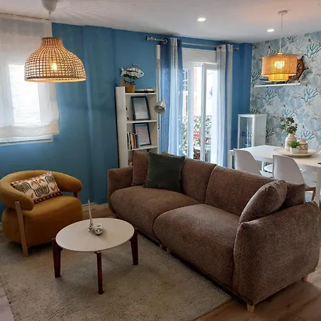 Náutico Junto A La Playa Malvarrosa Apartamento *